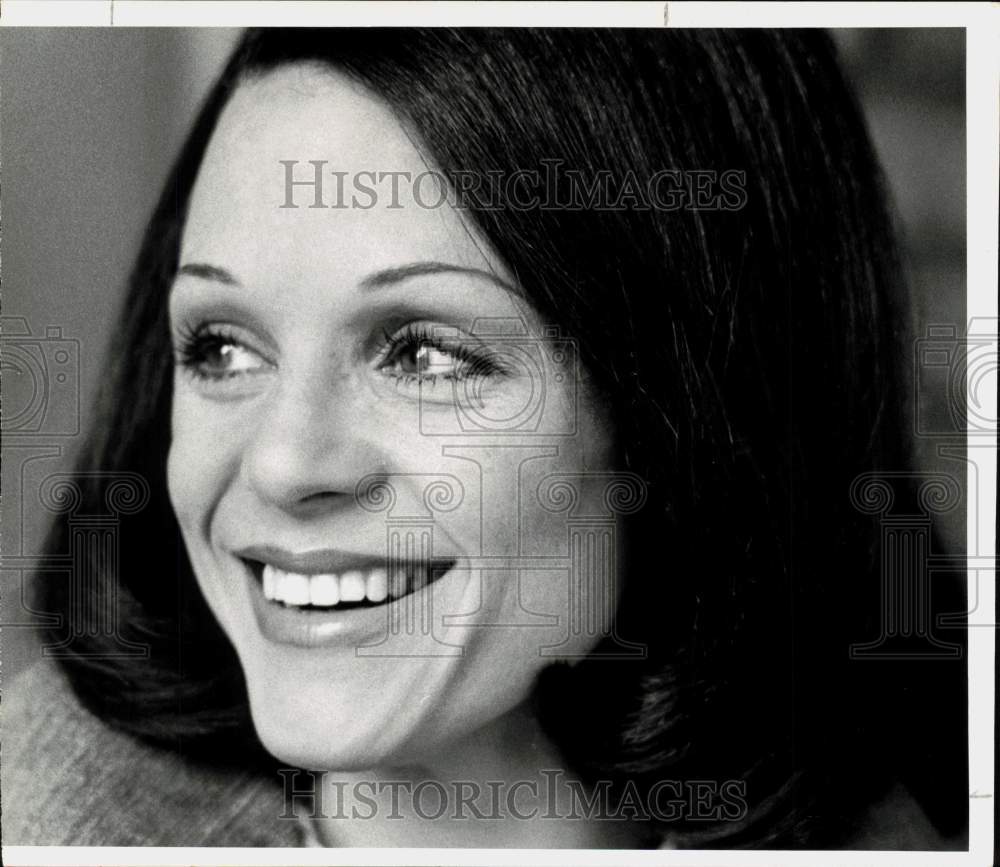 1974 Press Photo Actress Valerie Harper - hpp41581- Historic Images