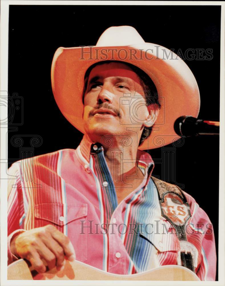 1992 Press Photo Country Singer George Strait at the Summit in Houston- Historic Images