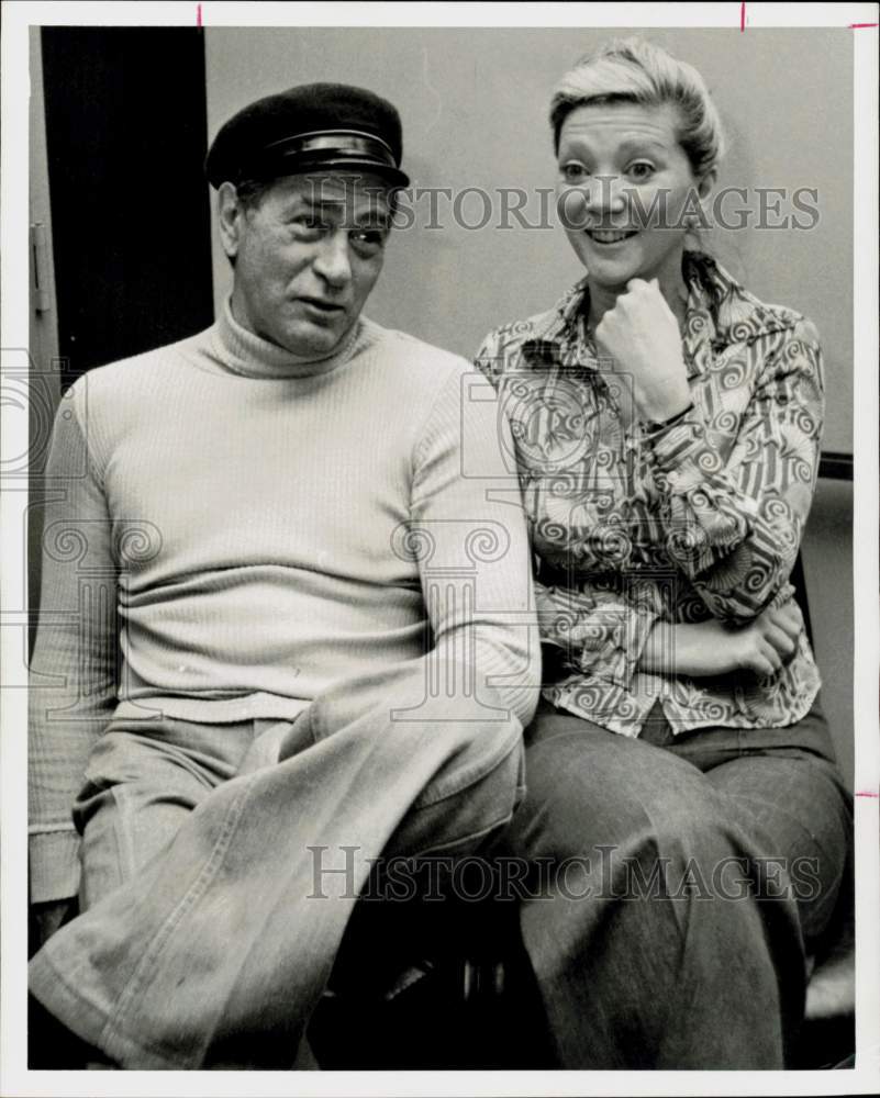 1976 Press Photo Actors Darren McGavin and Kathie Browne at Houston Reunion- Historic Images