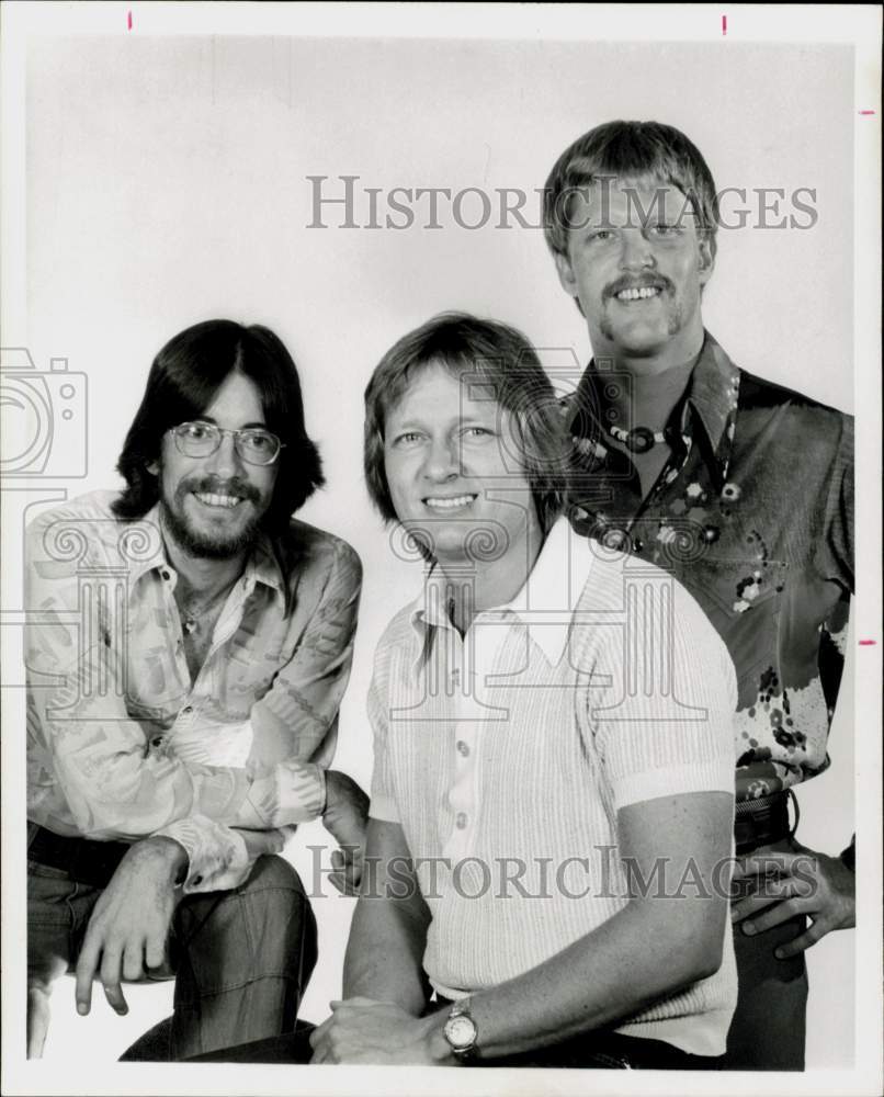 1975 Press Photo Singer Bill Nash, Guitarist Tim Harris, Bassist Duke Davis- Historic Images