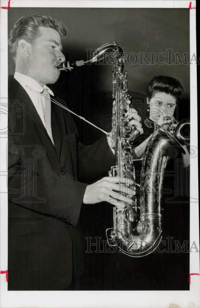 1957 Press Photo Saxophonist Jimmy Ford - hpp42017- Historic Images