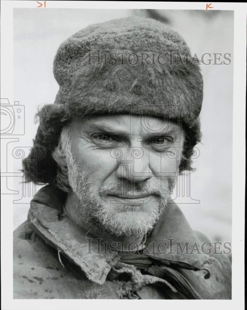 1985 Press Photo Actor Malcolm McDowell in &quot;Gulag&quot; - hpp42174- Historic Images