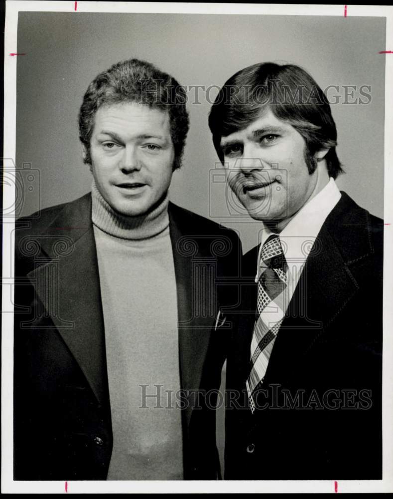 1974 Press Photo Actor James MacArthur and Charles Steele in Houston, Texas- Historic Images