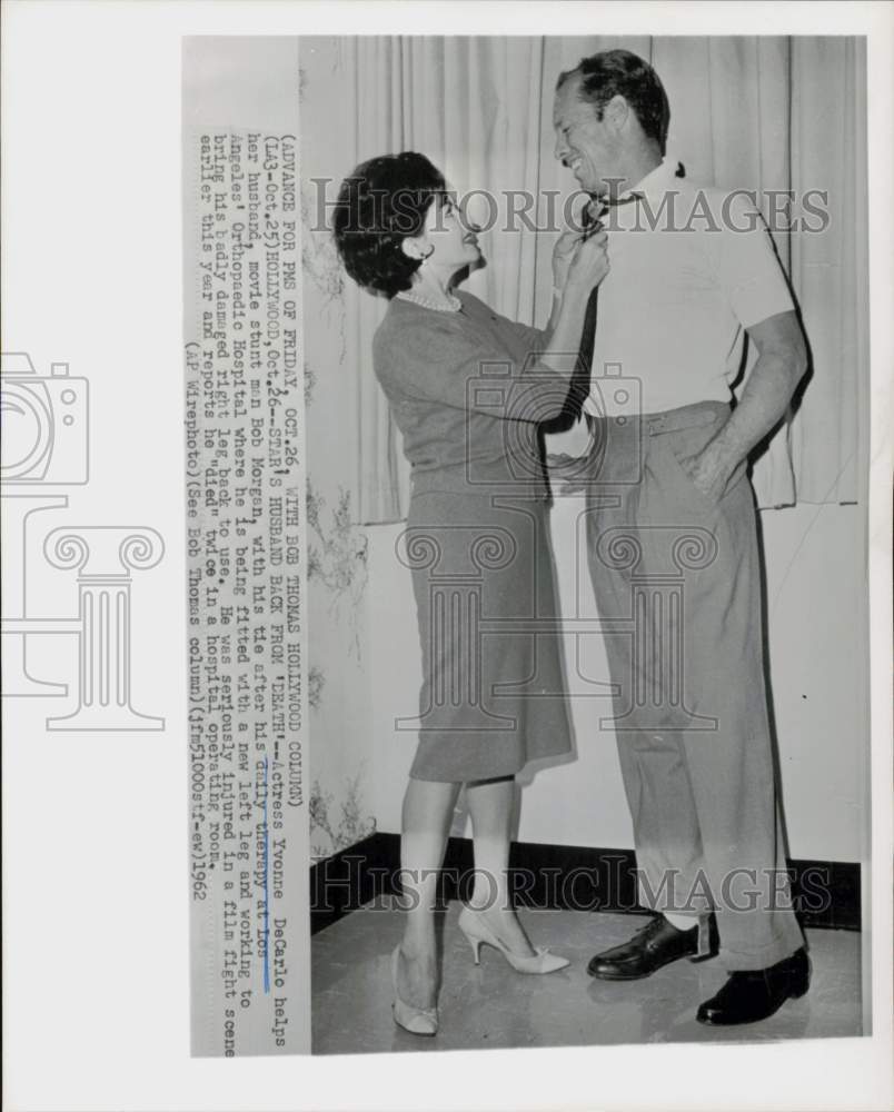 1962 Press Photo Actress Yvonne DeCarlo &amp; Husband, Stunt Man Bob Morgan- Historic Images