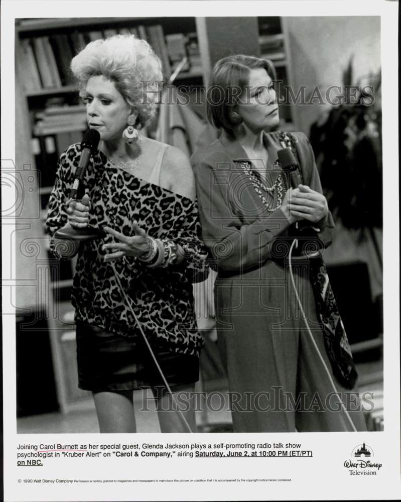 1990 Press Photo Actors Carol Burnett, Glenda Jackson on &quot;Carol &amp; Company&quot;- Historic Images