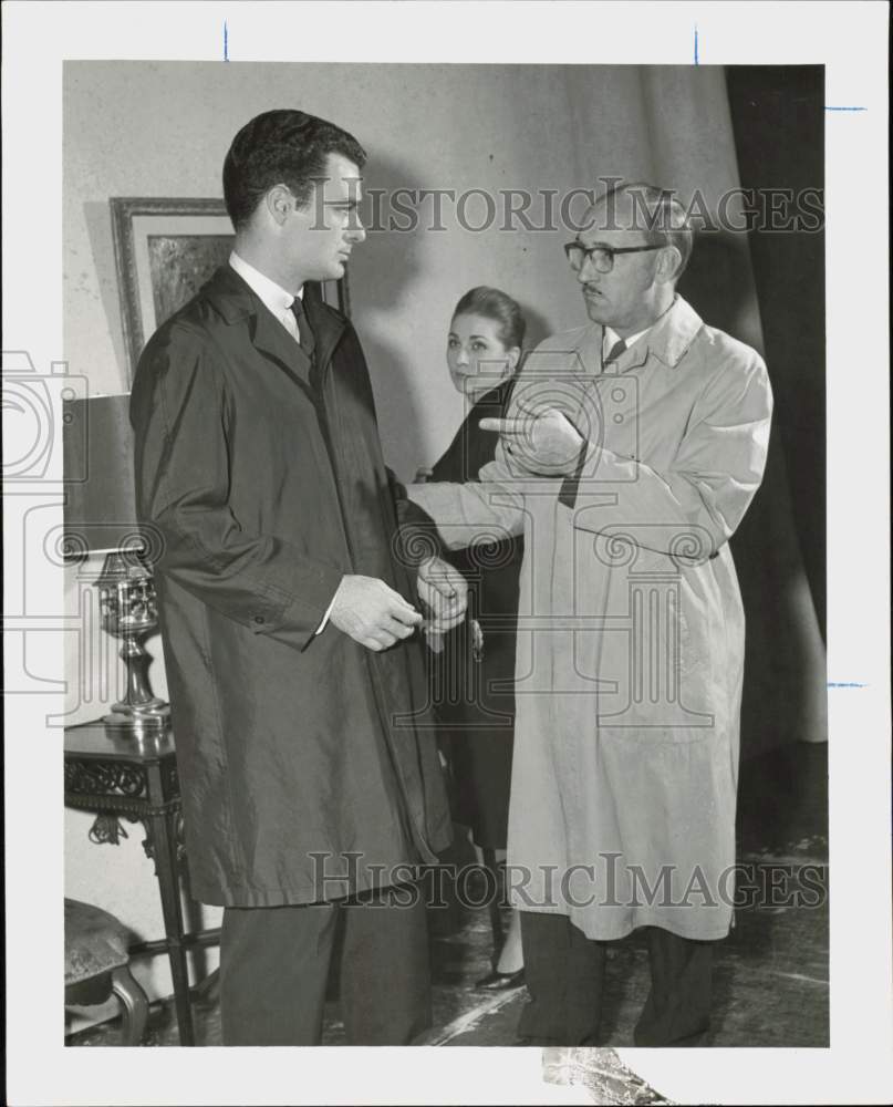 1961 Press Photo Actors Kelly Fitzpatrick, Mary Jane Finley, Jack Bell in Scene- Historic Images