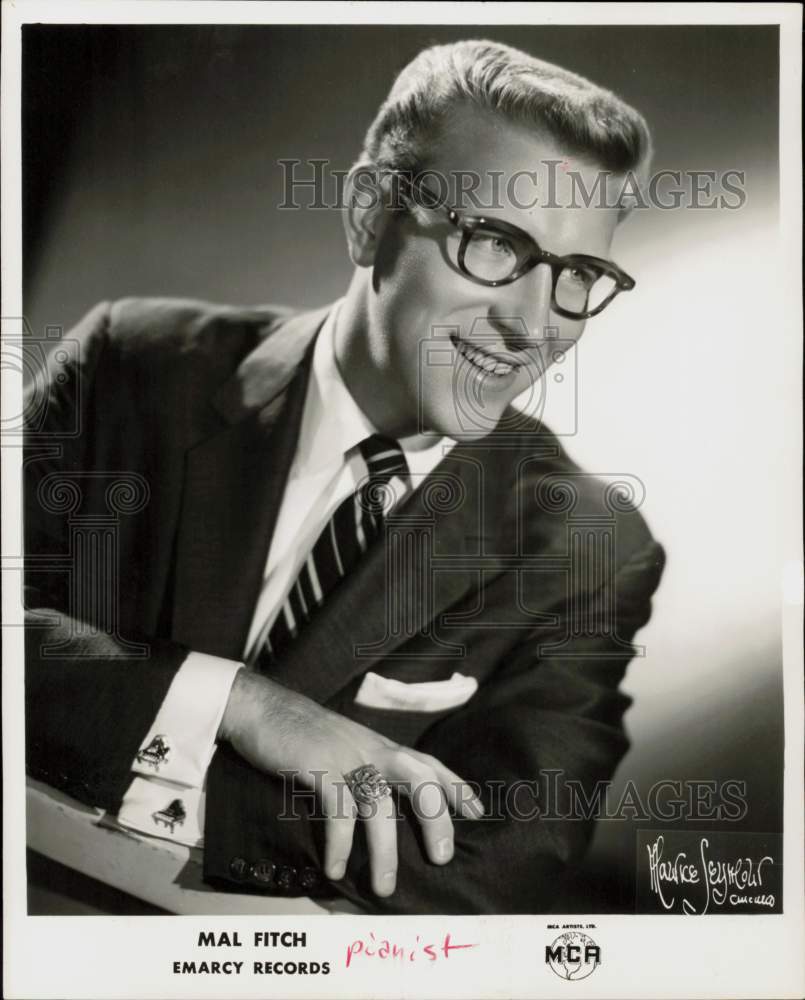 1958 Press Photo Pianist Mal Fitch - hpp42505- Historic Images