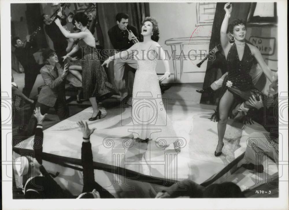 1958 Press Photo Actress Susan Hayward &amp; Co-Stars in Dance Scene - hpp42764- Historic Images