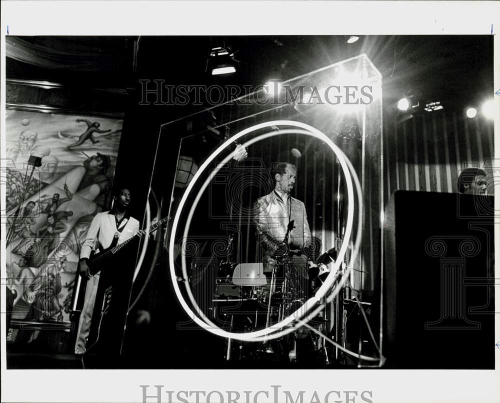 1986 Press Photo Ornette Coleman and Prime Time Opening Caravan of Dreams- Historic Images