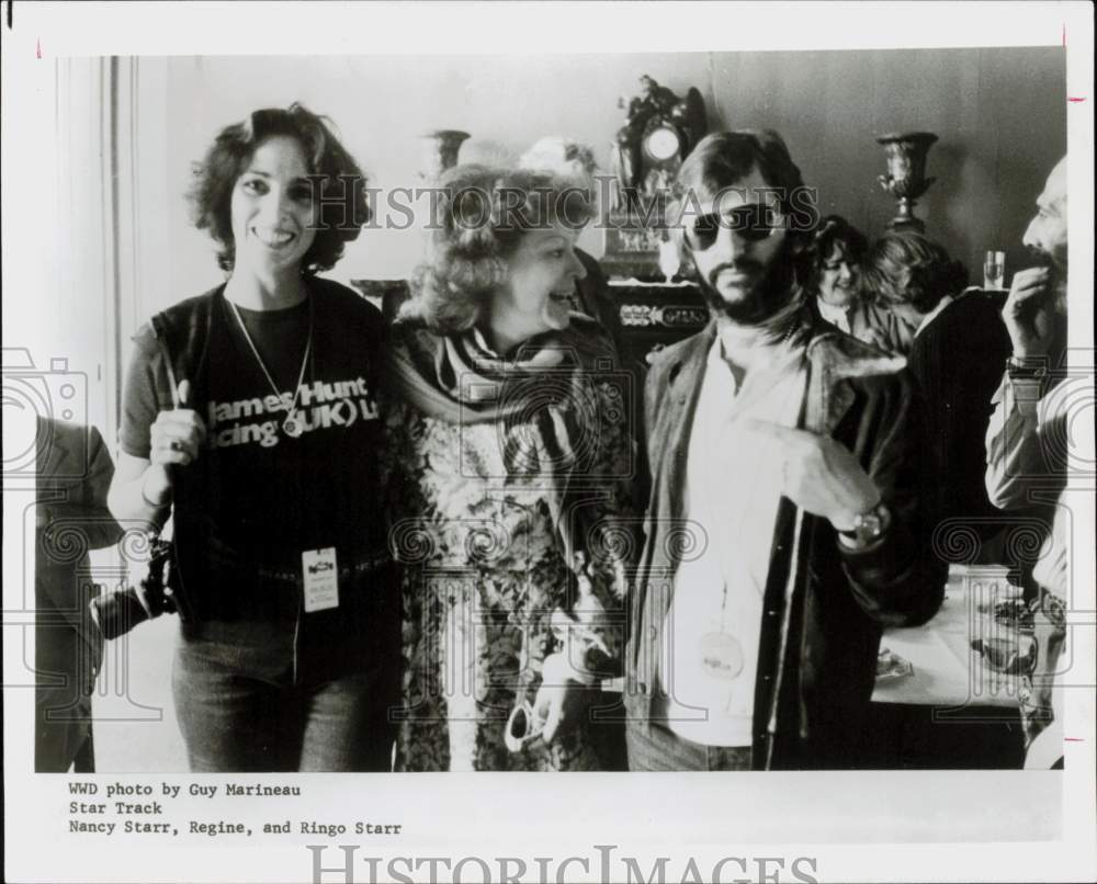 1977 Press Photo Nancy Starr, Regine, and Singer Ringo Starr - hpp42933- Historic Images