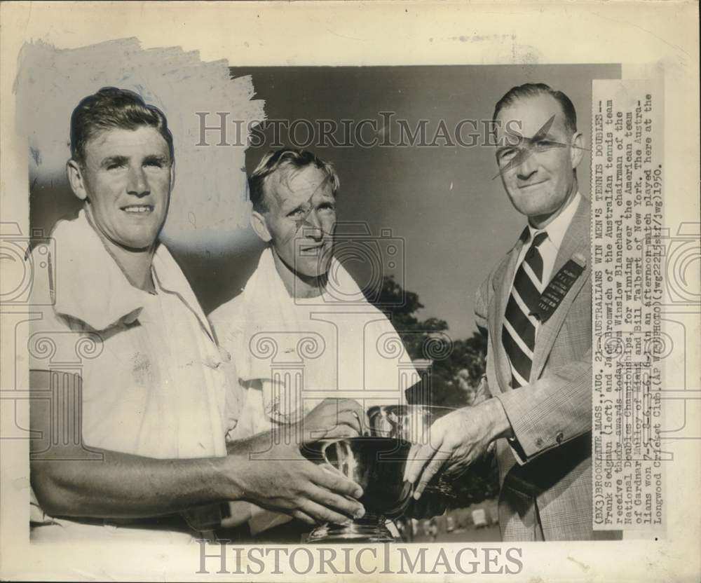 1950 Press Photo Frank Sedgman and Jack Bromwich receives award in Brookline.- Historic Images