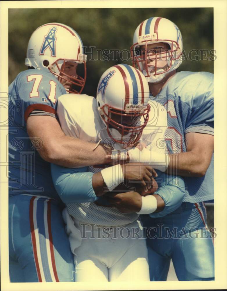 1989 Press Photo Oilers Mike Rozier and teammates during football practice.- Historic Images