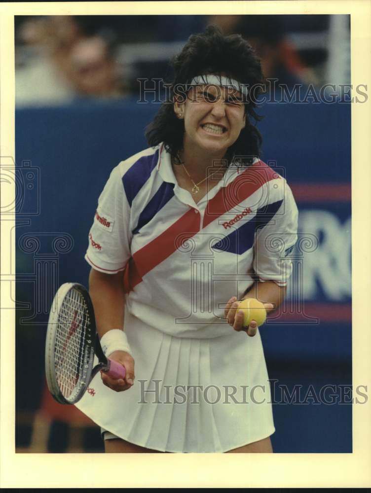 1990 Press Photo Arantxa Sanchez Vicario reacts in Virginia Slims Tennis game.- Historic Images