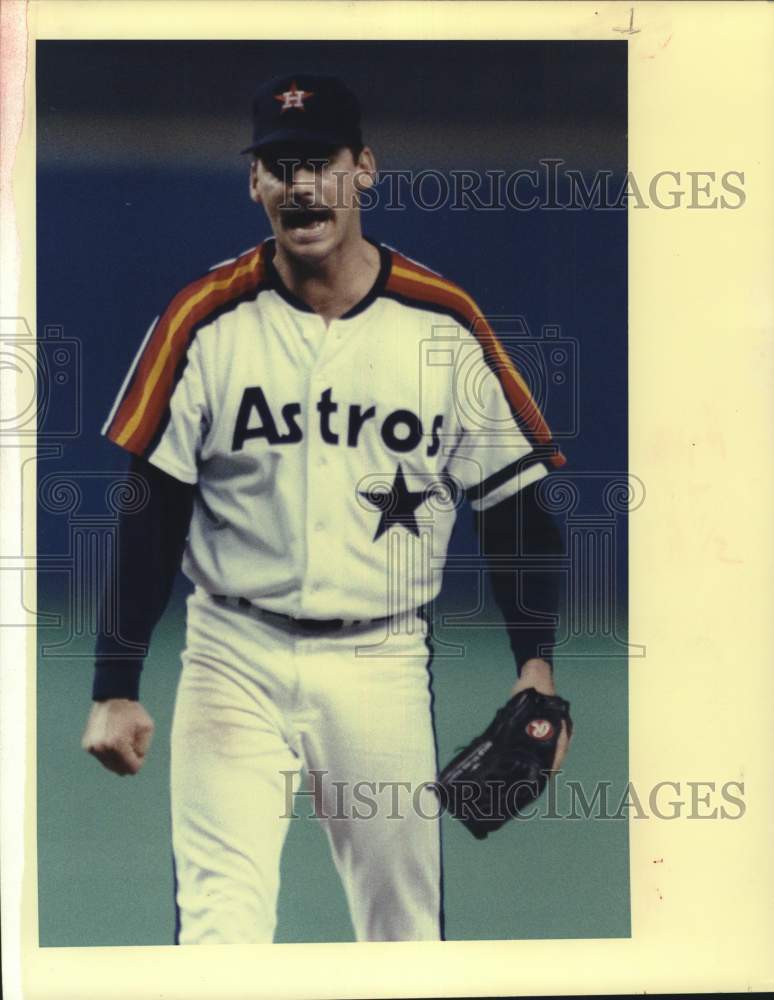 1989 Press Photo Astros&#39; Jim Clancy yells in disgust after home run hit.- Historic Images