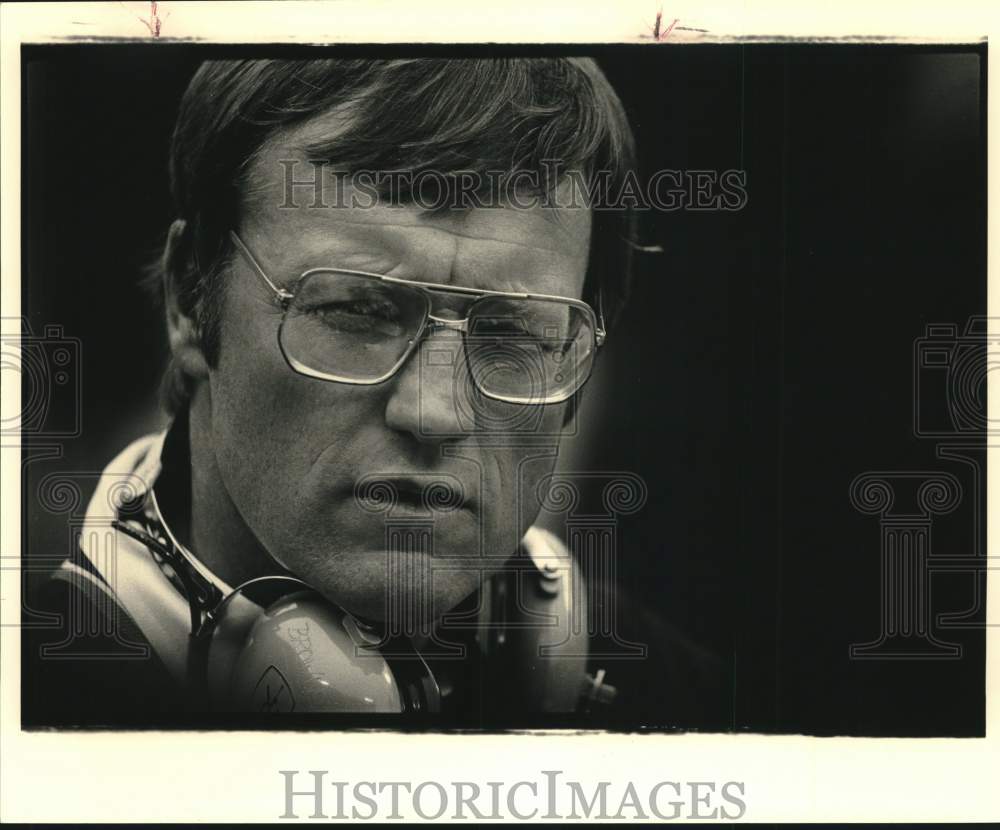 1989 Press Photo Football Marty Schottenheimer. - hps02728- Historic Images