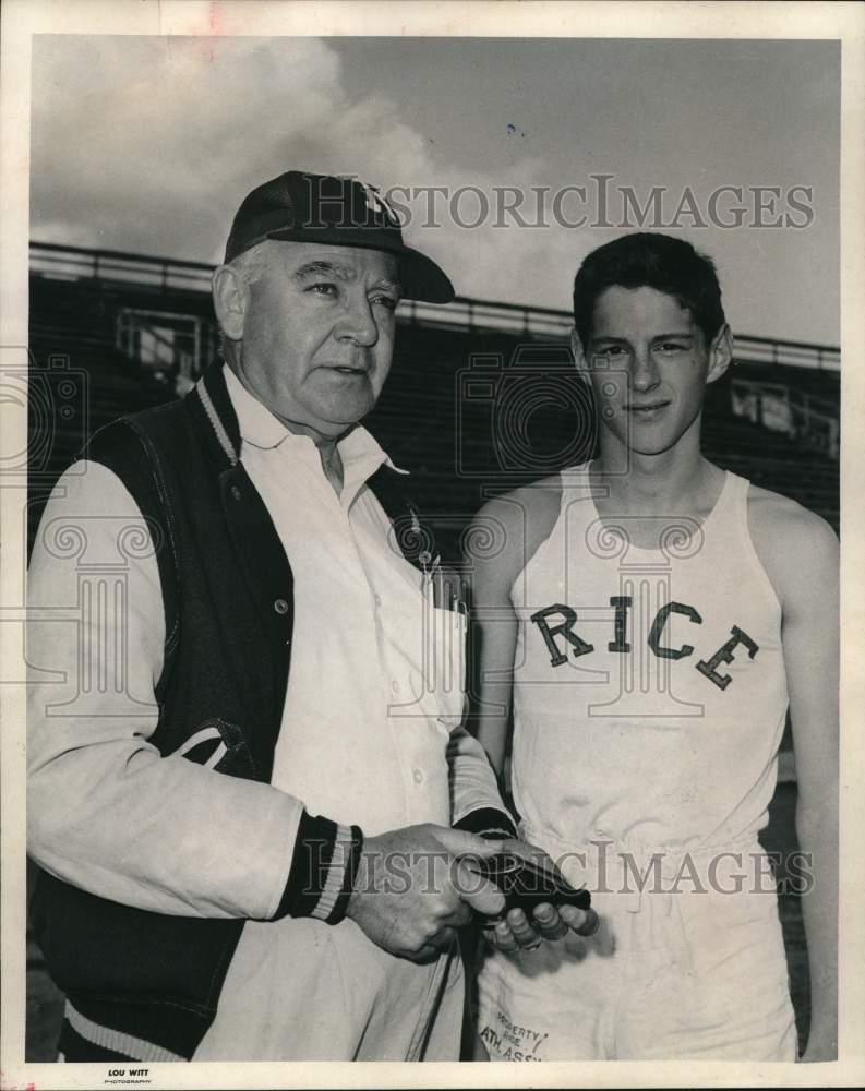 1966 Press Photo Rice University Track Coach Emmett Brunson and Jimmy Ellington- Historic Images