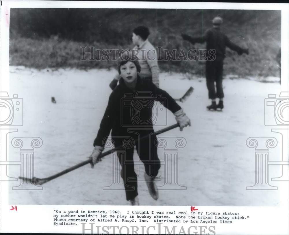 1966 Press Photo Martina Navratilova, Tennis Player plays Hockey in Revnice- Historic Images