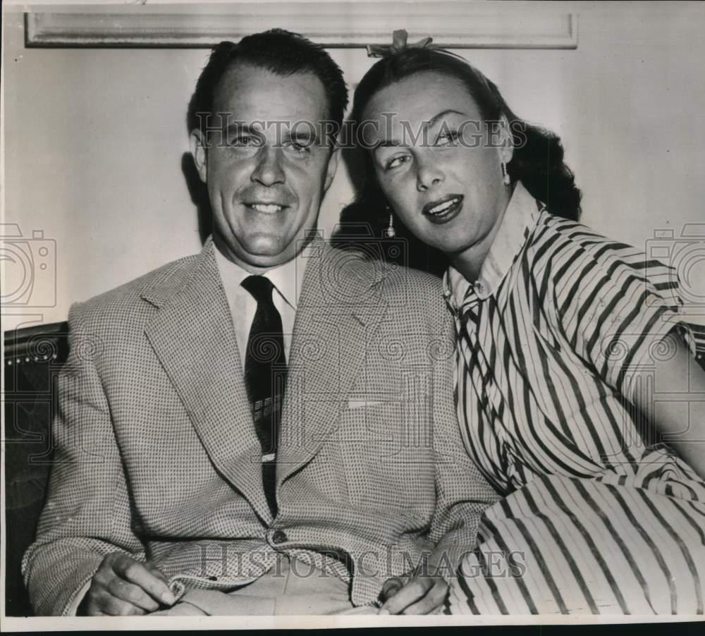 1953 Press Photo Tennis player Gertrude Moran and fiance Edward Hand in CA.- Historic Images