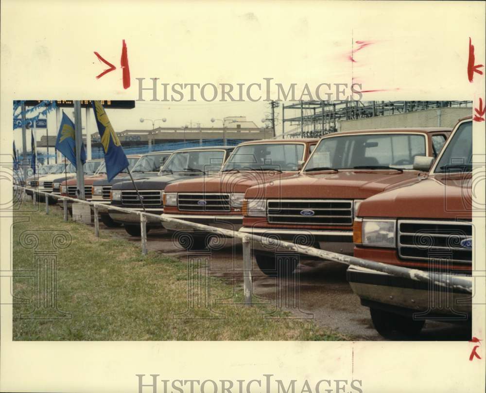 1991 Press Photo Ford Pickup Trucks at Jack Roach Ford on Southwest Freeway