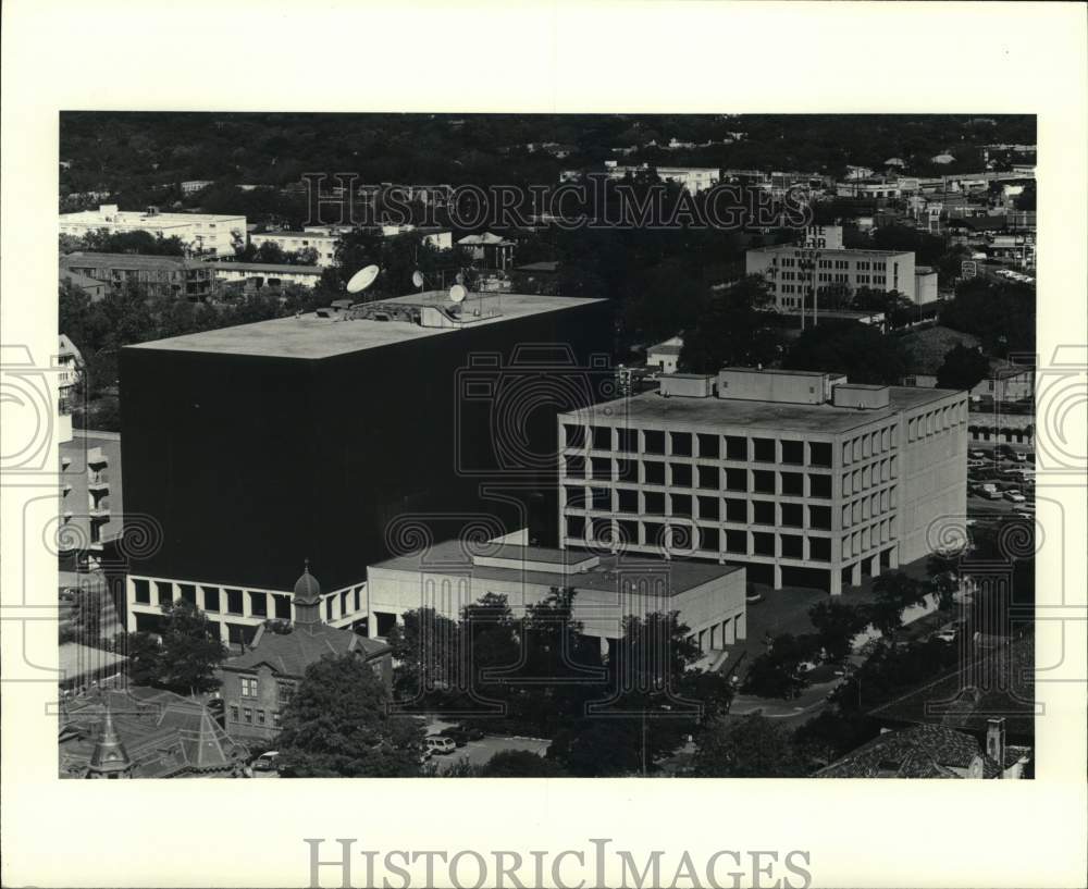 1981 Press Photo State Buildings from Capitol Rotunda in Austin, Texas- Historic Images