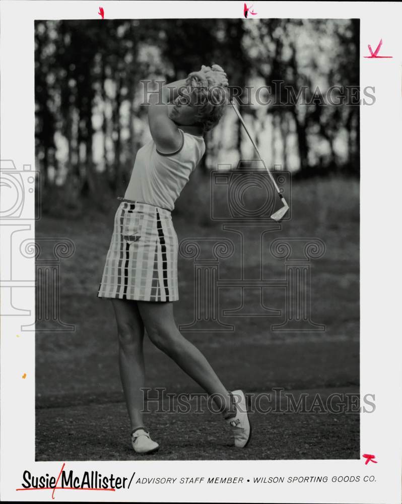 1975 Press Photo Wilson Sporting Goods staff member golfer Susie McAllister- Historic Images