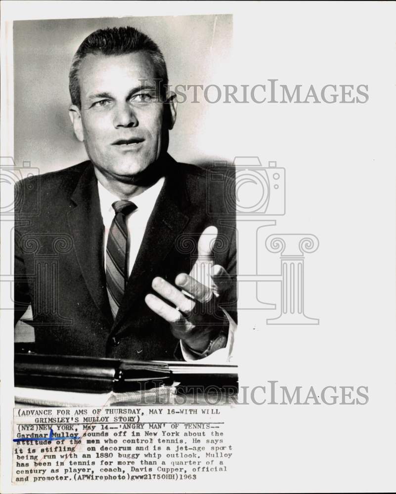 1963 Press Photo Tennis player Gardnar Mulloy speaks at news conference.- Historic Images