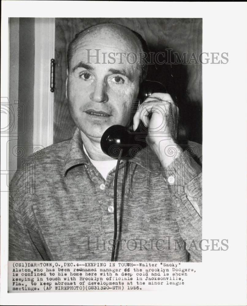 1956 Press Photo Dodgers&#39; manager Walter Alston talks on phone at his Ohio home.- Historic Images