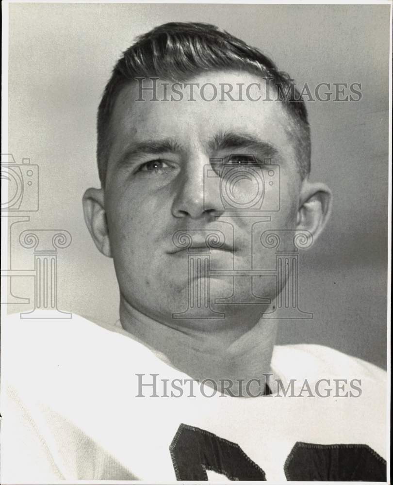 1956 Press Photo Football player Raymond &quot;Ray&quot; Burke Wellborn - hps09273- Historic Images