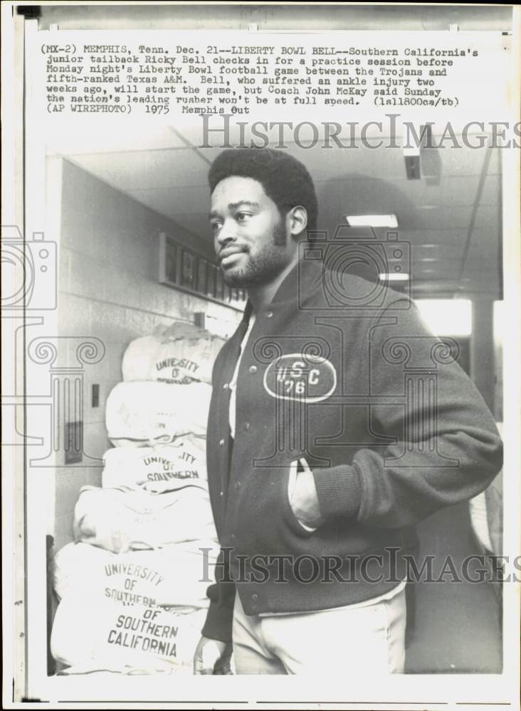 1975 Press Photo Ricky Bell, Southern California Football Tailback in Memphis- Historic Images