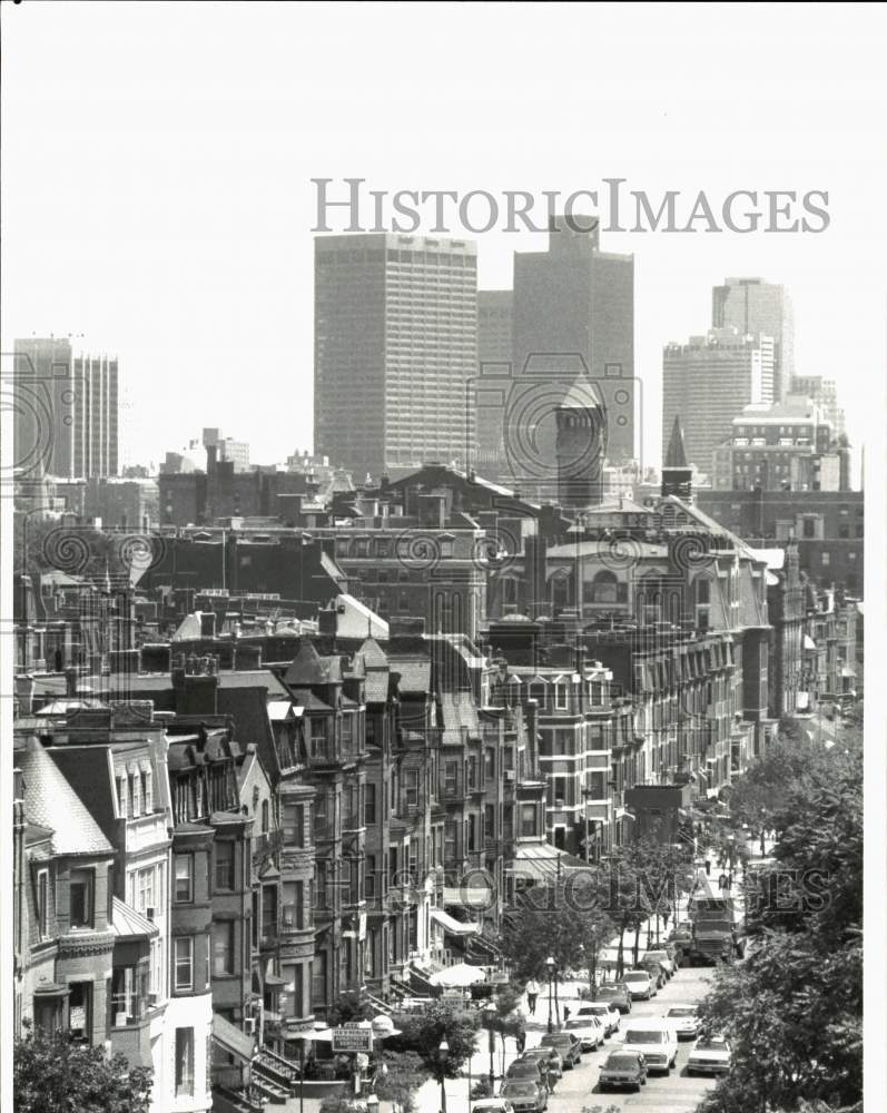 1989 Press Photo Newbury street and Highrises in Boston, Massachusetts- Historic Images