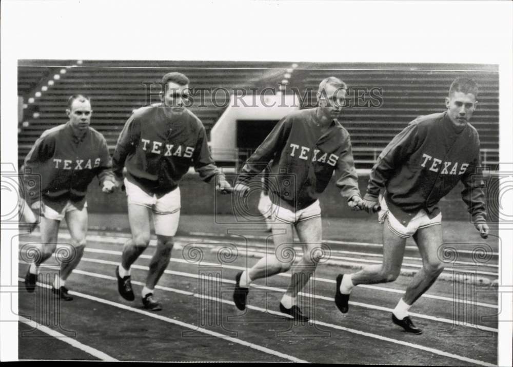 1957 Press Photo Bobby Whilden in Texas Track Relay Team - hps11033- Historic Images