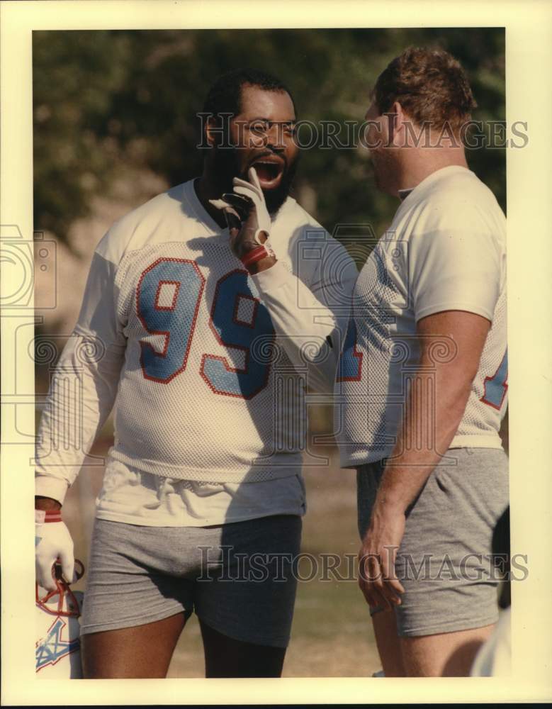 1988 Press Photo Houston Oilers football players Doug Smith and Richard Byrd- Historic Images