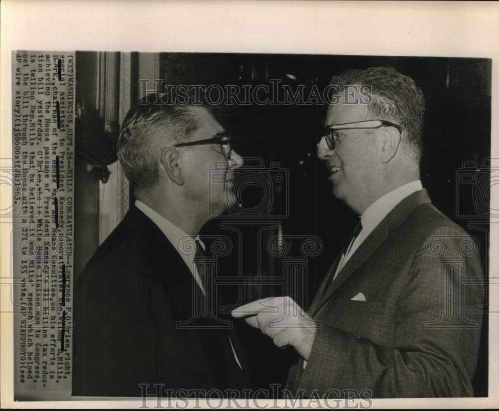 1963 Press Photo Lawrence O&#39;Brien congratulates Wilbur Mills in Washington.- Historic Images