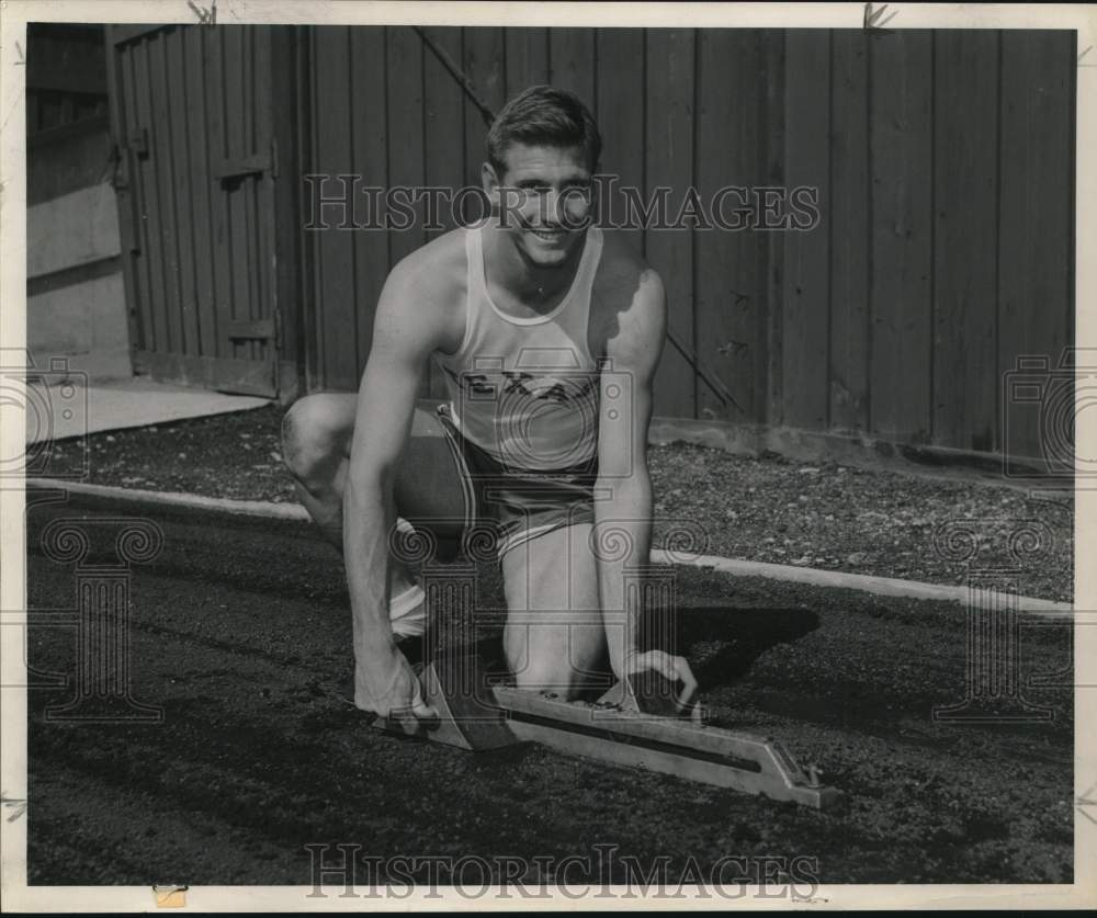 1958 Press Photo Charlie Parker, Texas Track Star - hps12901- Historic Images