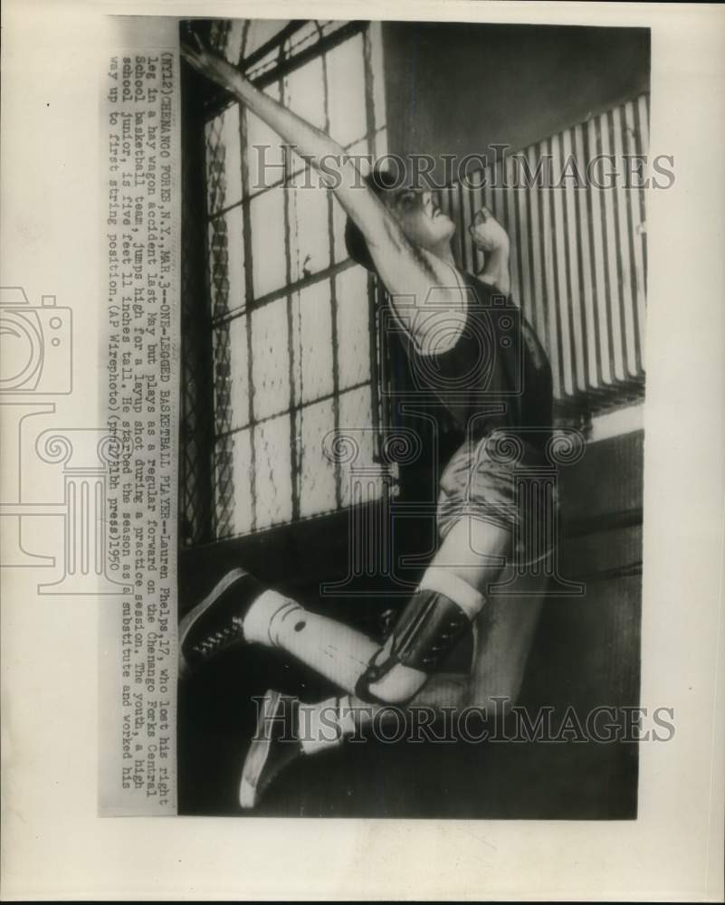 1950 Press Photo Handicapped basketball player Lauren Phelps of Chenango Forks- Historic Images