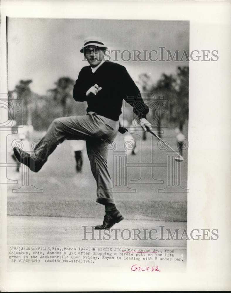 1965 Press Photo Golfer Dick Rhyan, Jr. at Jacksonville Open in Florida- Historic Images