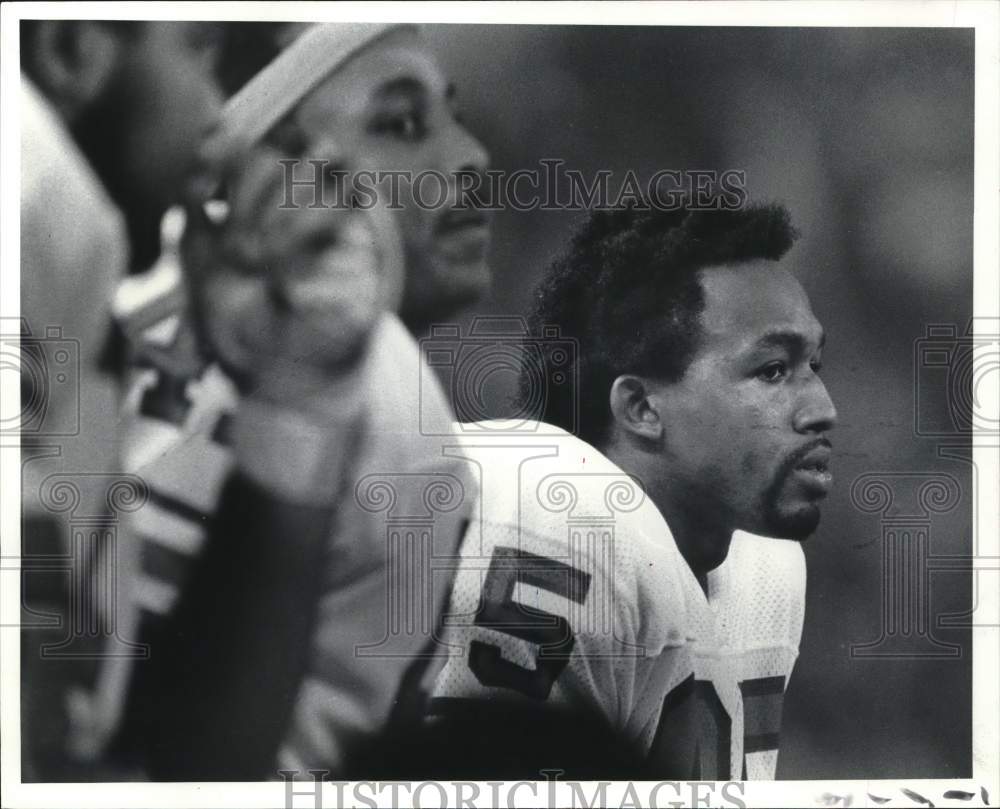 1981 Press Photo Carl Roaches, All-Pro Football Player - hps13967- Historic Images