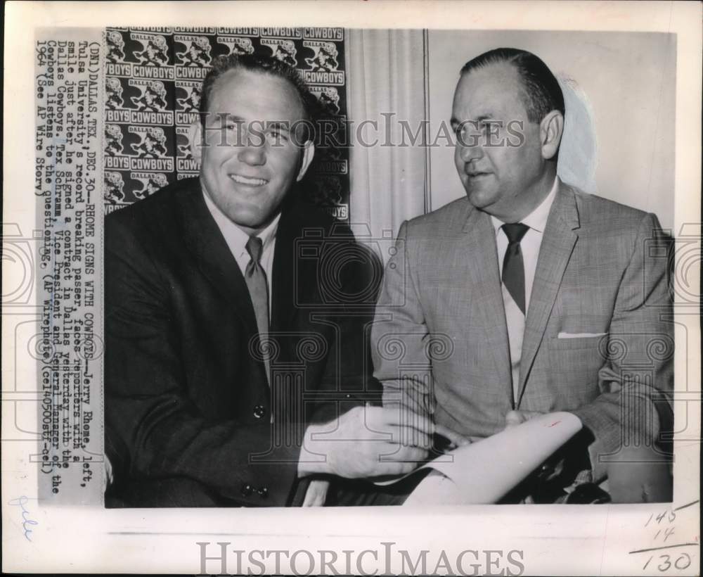 1964 Press Photo Jerry Rhome with Tex Schramm, Dallas Cowboys Football Manager- Historic Images