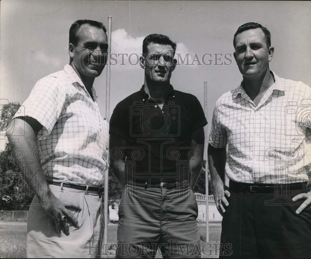 1965 Press Photo Lamar High School Football Ken Pridgeon with Coaches- Historic Images