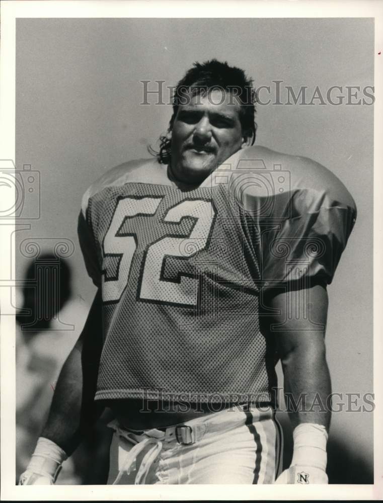 1987 Press Photo Jay Pennison, Houston Oilers football player. - hps14354- Historic Images