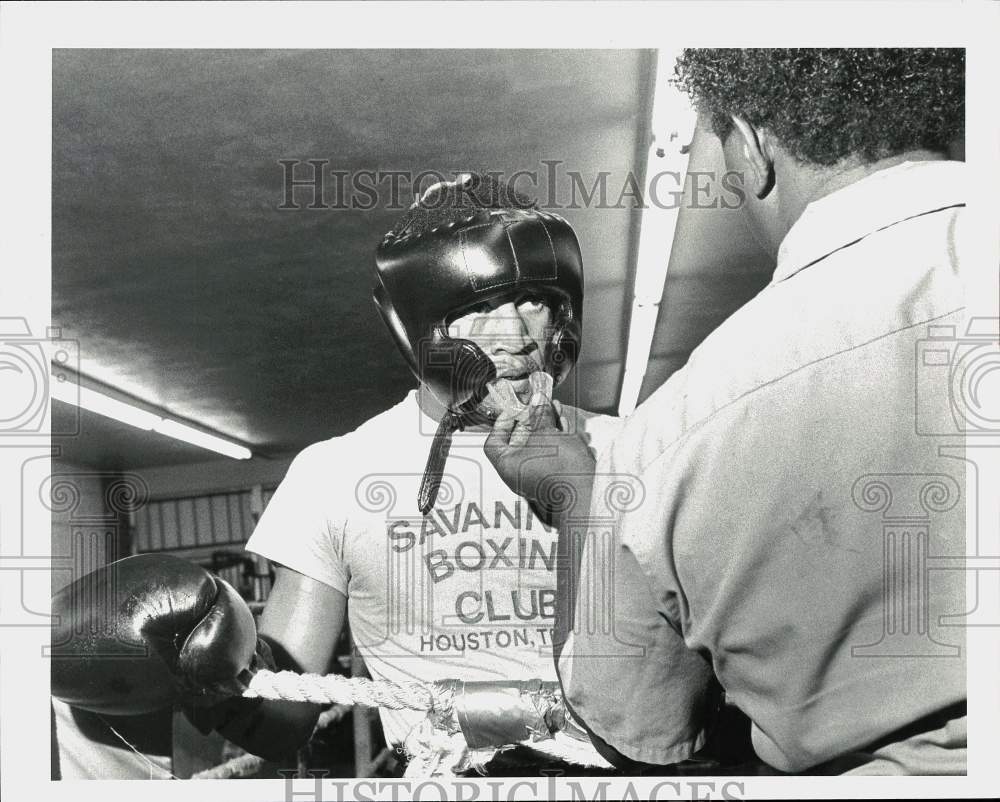 1981 Press Photo Boxer Ronnie Shields and trainer Potato Pie - hps16544- Historic Images