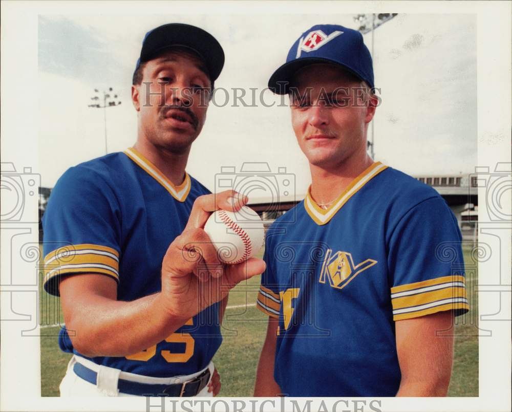 1989 Press Photo Scipio Spinks &amp; James Nix in Karl Young College Baseball League- Historic Images