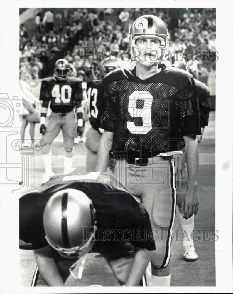 1979 Press Photo Purdue college football player Mark Herrmann during a game- Historic Images