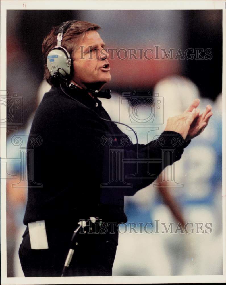 1989 Press Photo Houston Oilers football coach Jerry Glanville on sideline- Historic Images