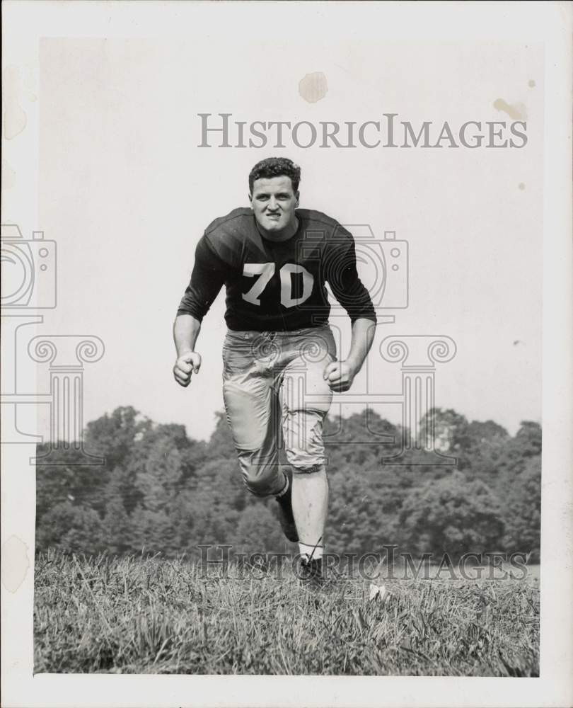 1959 Press Photo Villanova University Football Player Bill Hegarty - hps19411- Historic Images