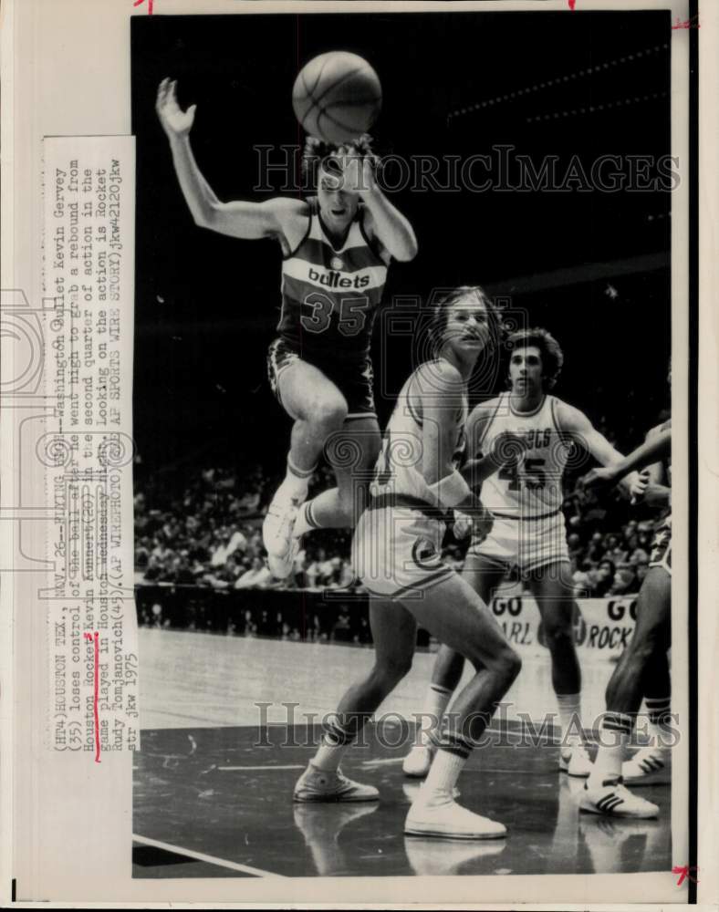 1975 Press Photo Washington Bullets &amp; Houston Rockets play NBA basketball, Texas- Historic Images