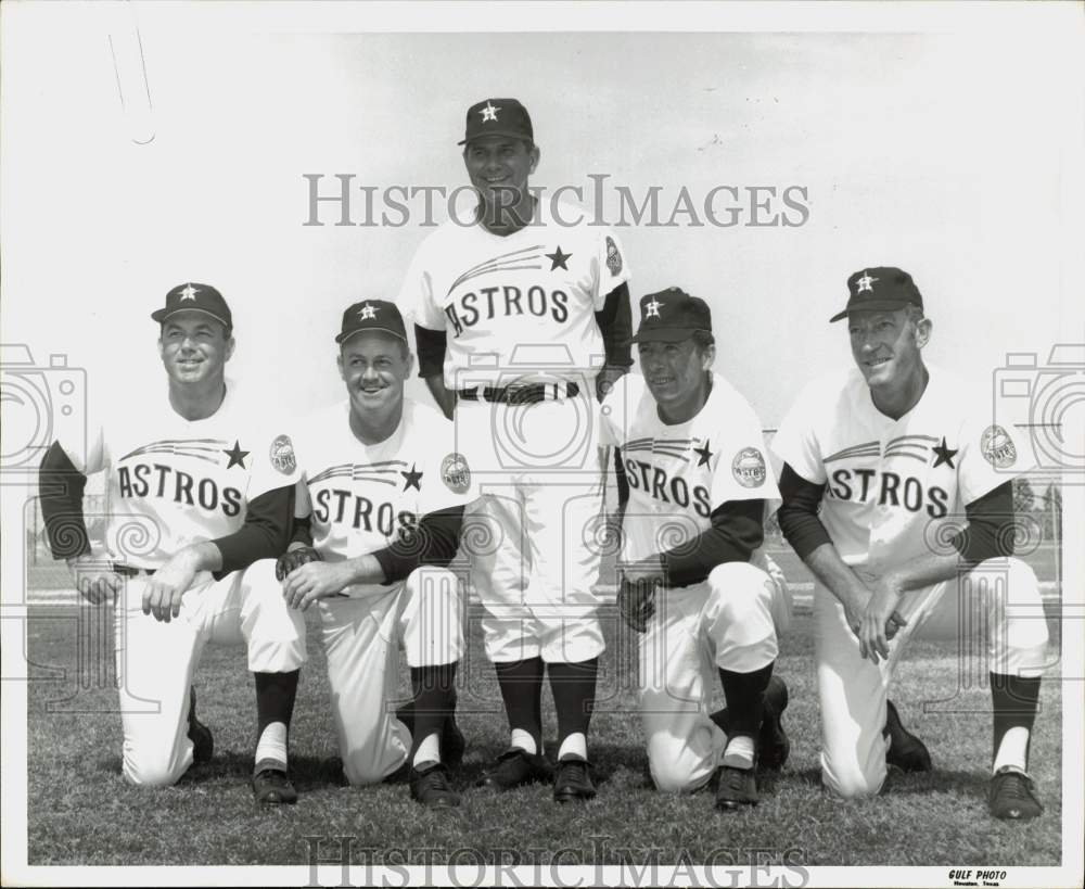 Press Photo Houston Astros baseball manager Grady Hatton and coaching staff- Historic Images