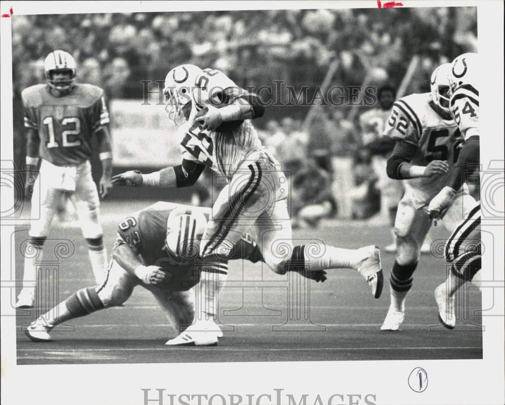 1980 Press Photo Houston Oiler Bob Young &amp; Baltimore Colt Steve Heimkreiter- Historic Images