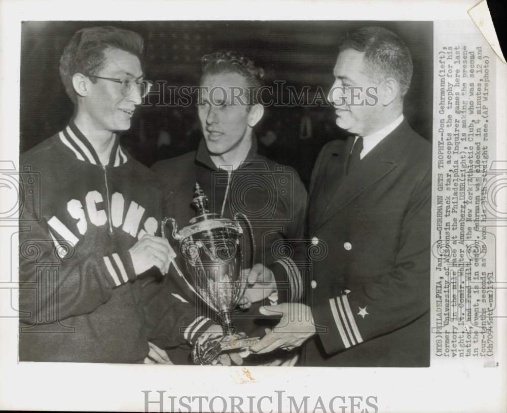 1951 Press Photo Walter Annenberg, Runners Don Gehrmann, Fred Wilt, Philadelphia- Historic Images