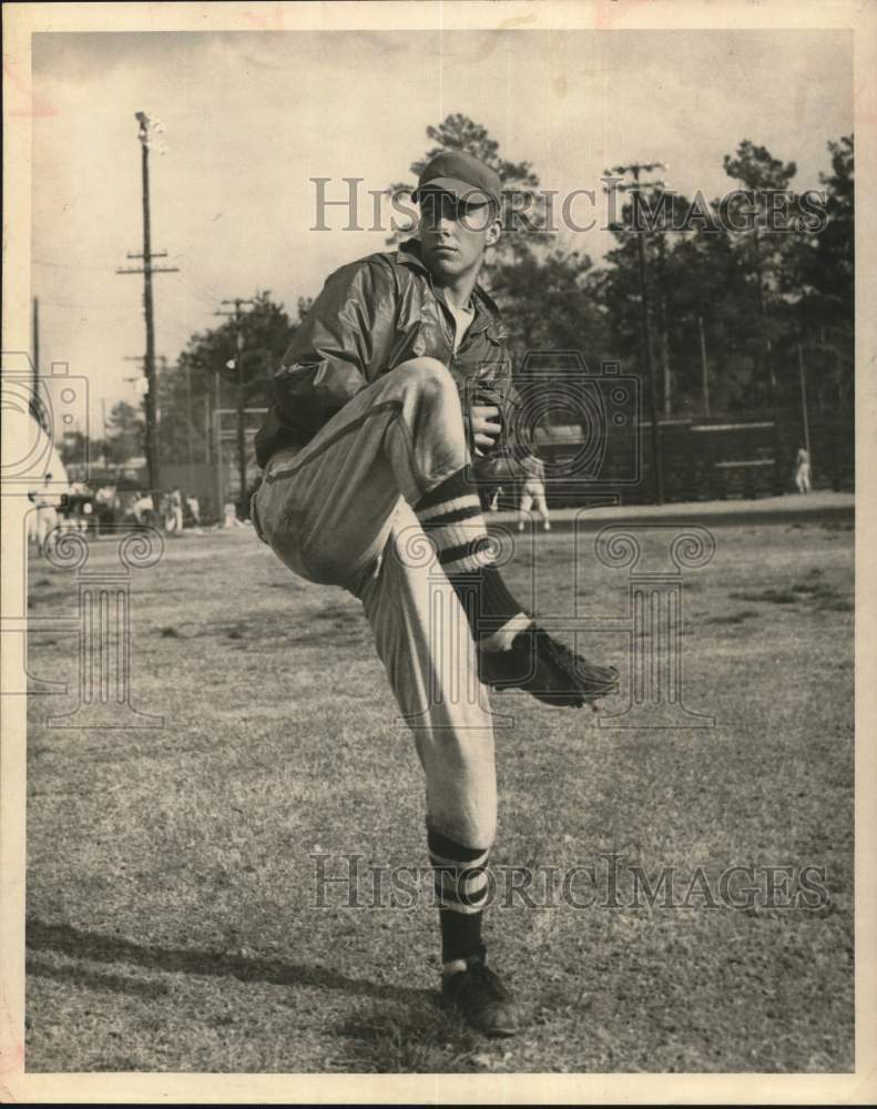 1959 Press Photo Baseball Player Bruce Faulk Pitches - hps20186- Historic Images